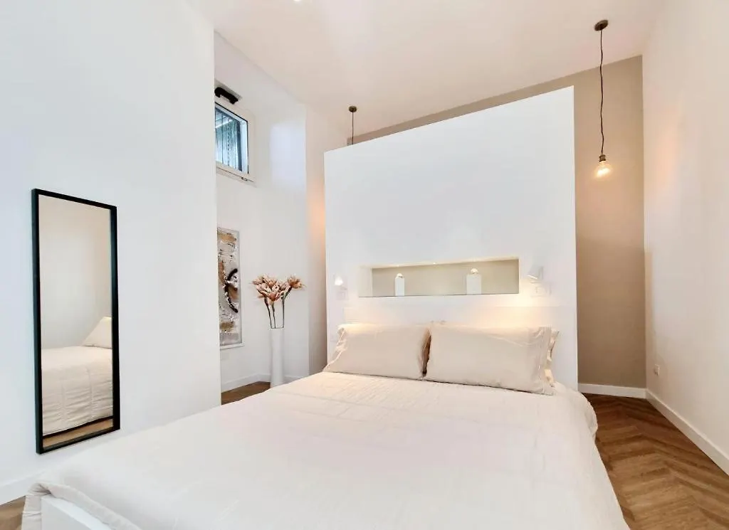 Glamour Suite Cagliari 0*,  Italy